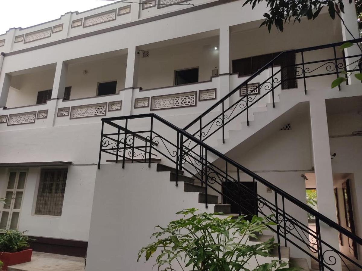Vatika Homestay พาราณสี ภายนอก รูปภาพ